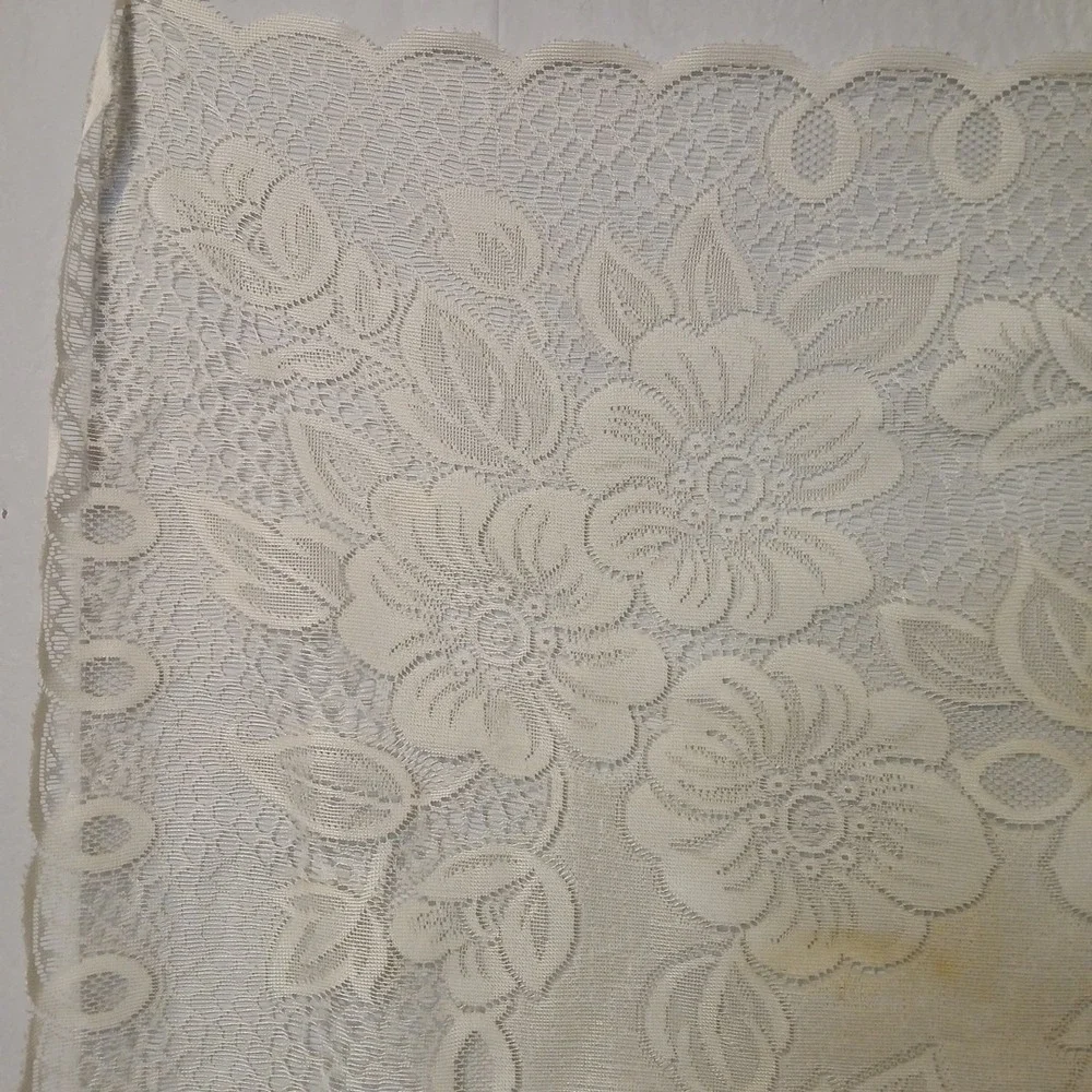 Vintage Polyester Doily, Small Tablecloth For Accent Table 35 Inch‎ By 35 In